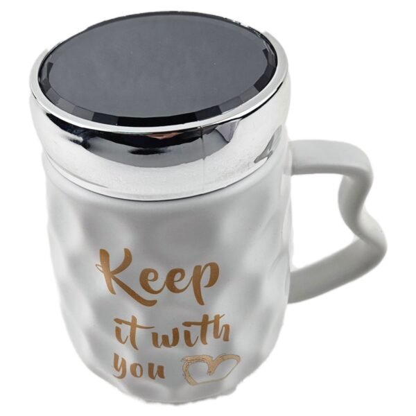 CERAMIC MUG WITH LID 600ML